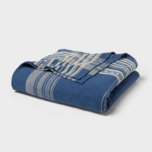 Open Box - Threshold - Full/Queen Yarn Dyed Plaid Cotton Blanket Dark Blu Blue